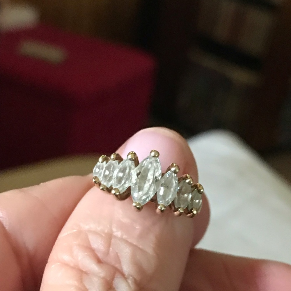 10k gold ring with cubic zirconia